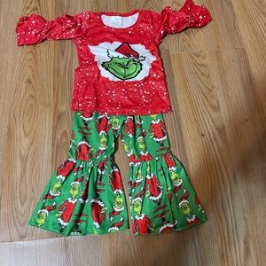 Grinch outfit. 0-3 months
